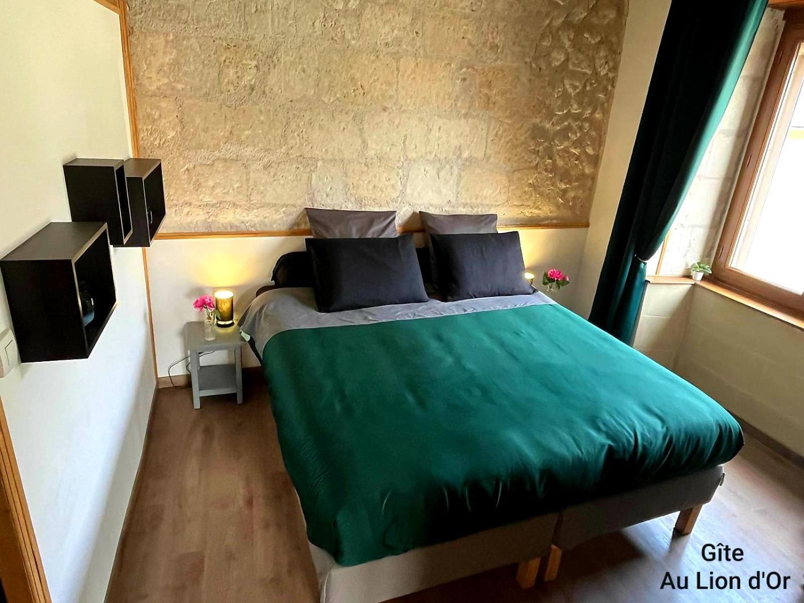 Au Lion D'Or Διαμέρισμα Les Roches-l'Eveque Εξωτερικό φωτογραφία